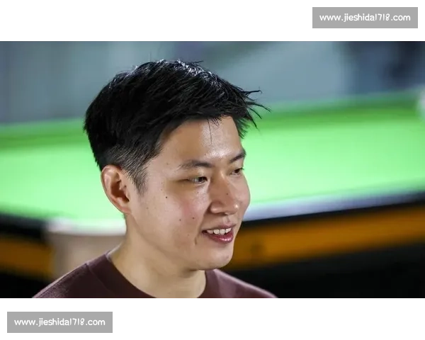 赵心童上海大师赛连丢 6 局遭逆转!攻防失衡与心态波动成致命伤 赵心童上海大师赛连丢 6 局遭逆转!攻防失衡与心态波动成致命伤